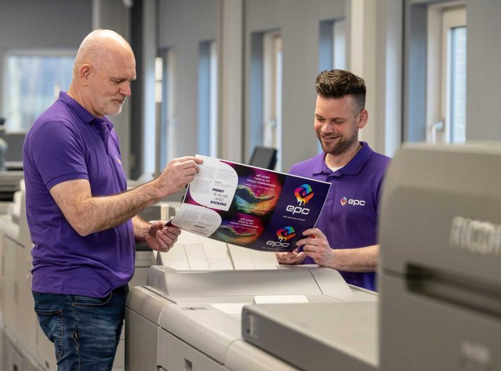 Vacature!             Print Operator & Grafisch/DTP